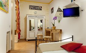 Please Rome - Guest House